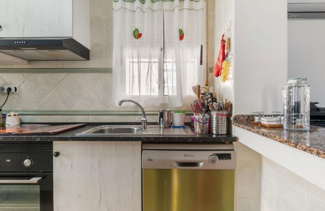 Återförsäljning - Detached Villa - Orihuela Costa - Villamartín