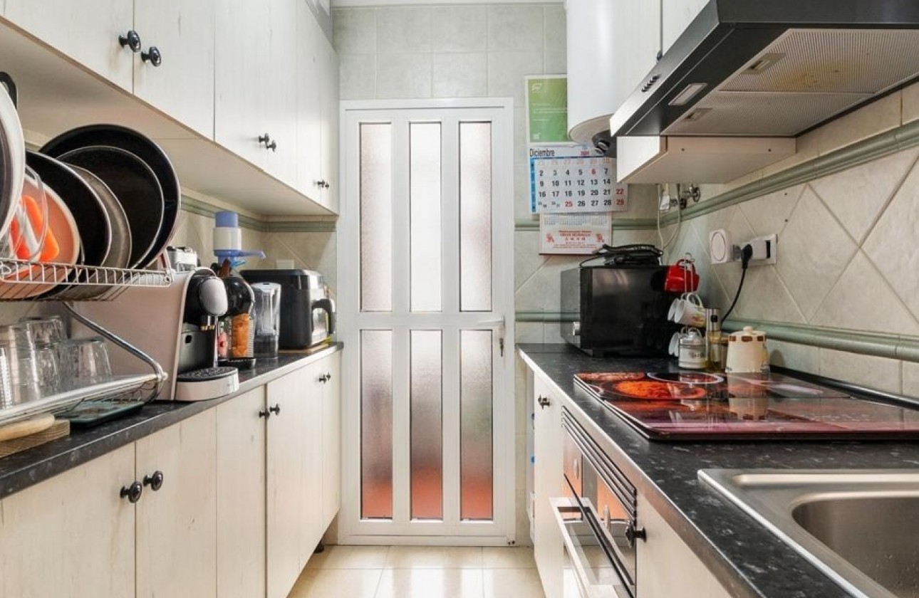 Återförsäljning - Detached Villa - Orihuela Costa - Villamartín