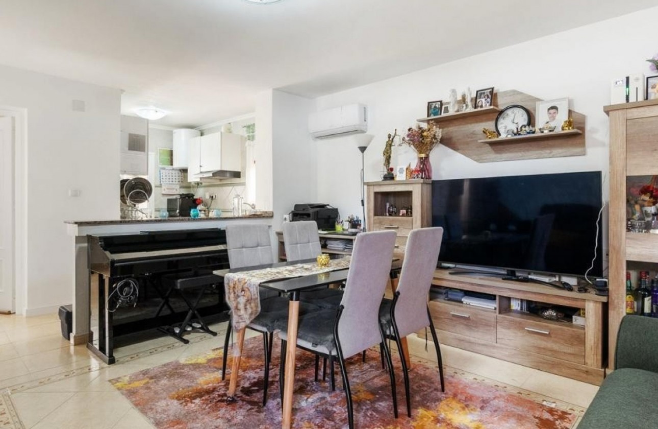 Återförsäljning - Detached Villa - Orihuela Costa - Villamartín