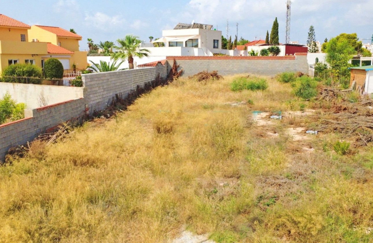 Återförsäljning - Plot / Land - Torrevieja - Los Balcones - Los Altos del Edén