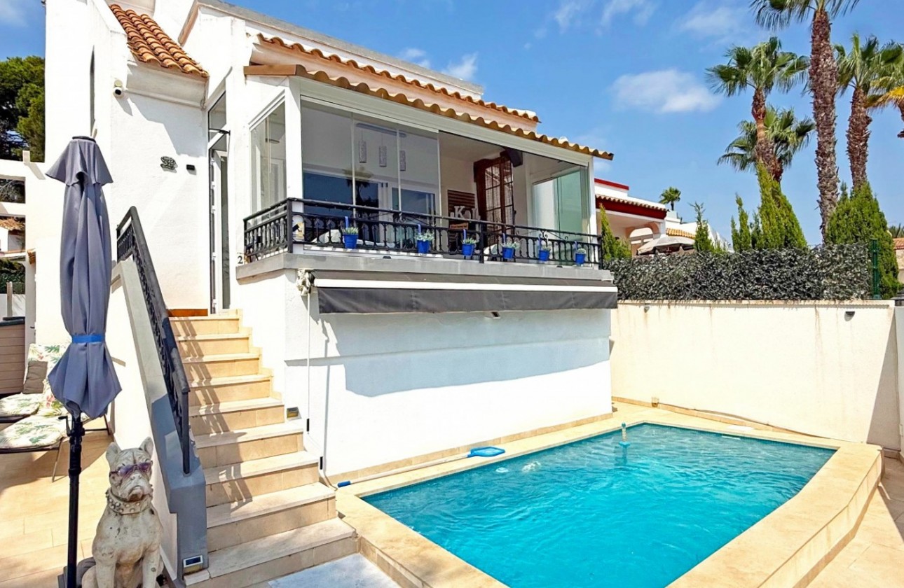 Återförsäljning - Detached Villa - Orihuela Costa - Villamartín