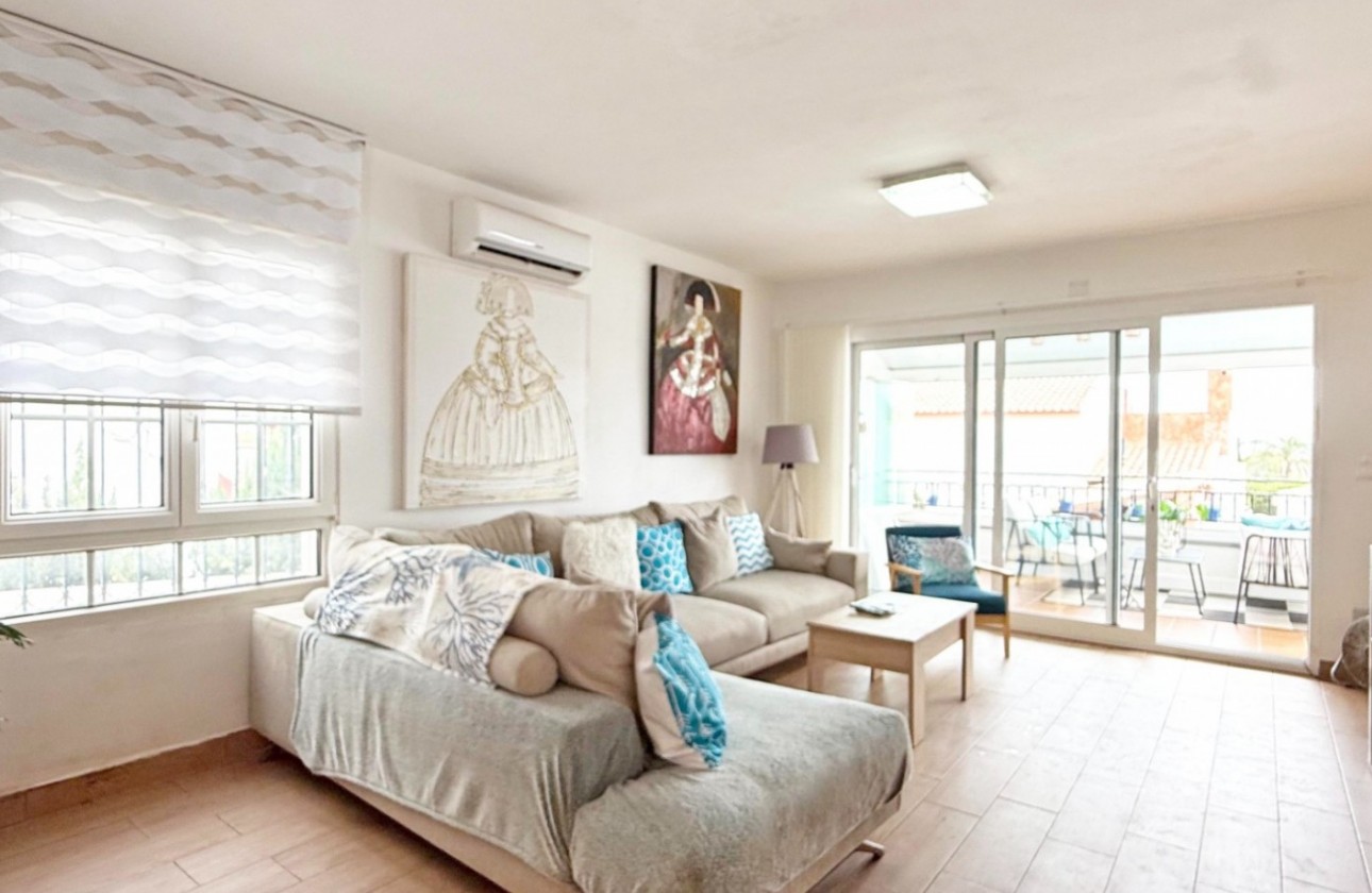 Återförsäljning - Detached Villa - Orihuela Costa - Villamartín