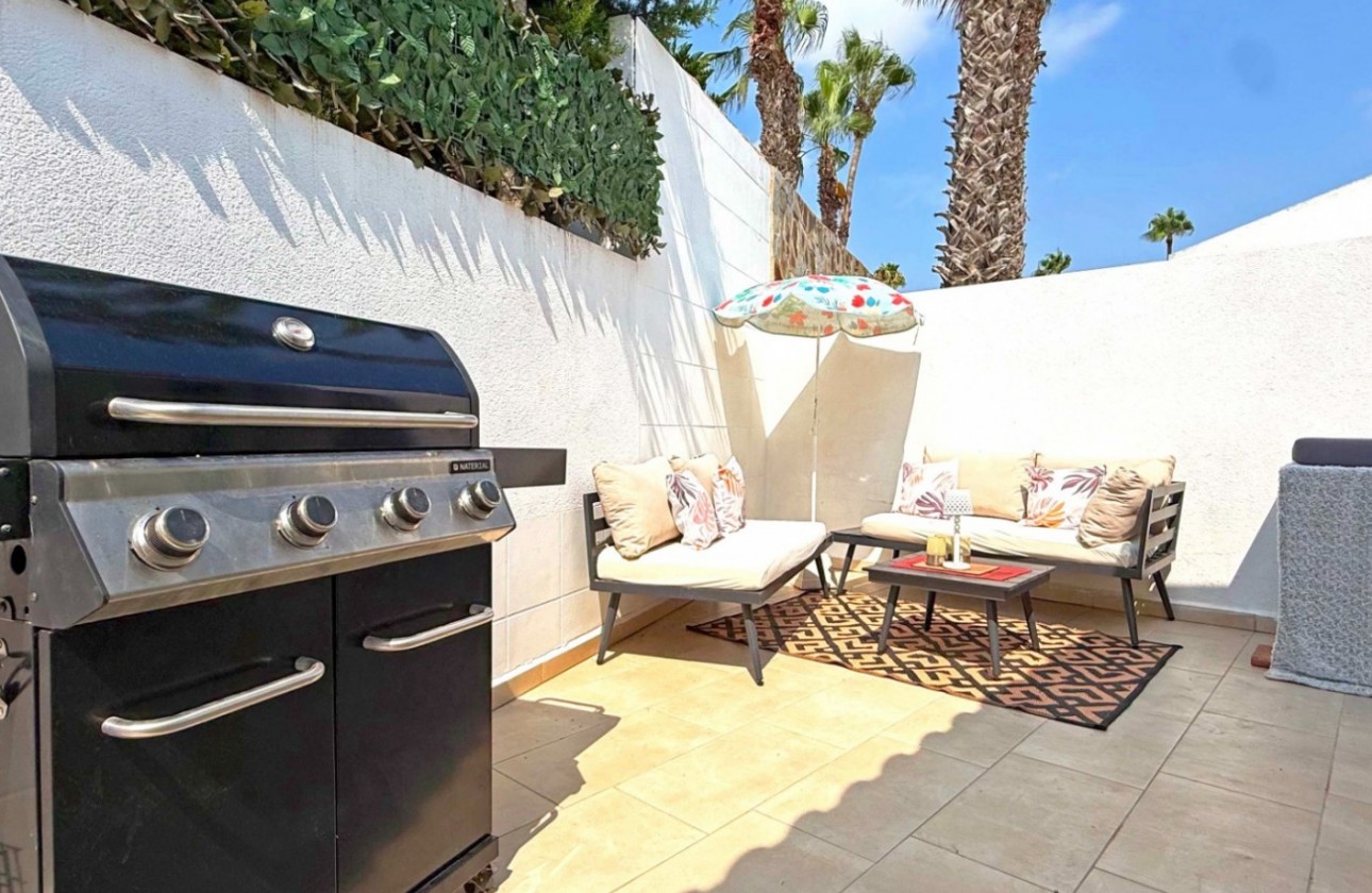 Återförsäljning - Detached Villa - Orihuela Costa - Villamartín