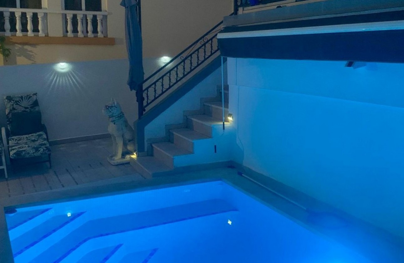 Återförsäljning - Detached Villa - Orihuela Costa - Villamartín