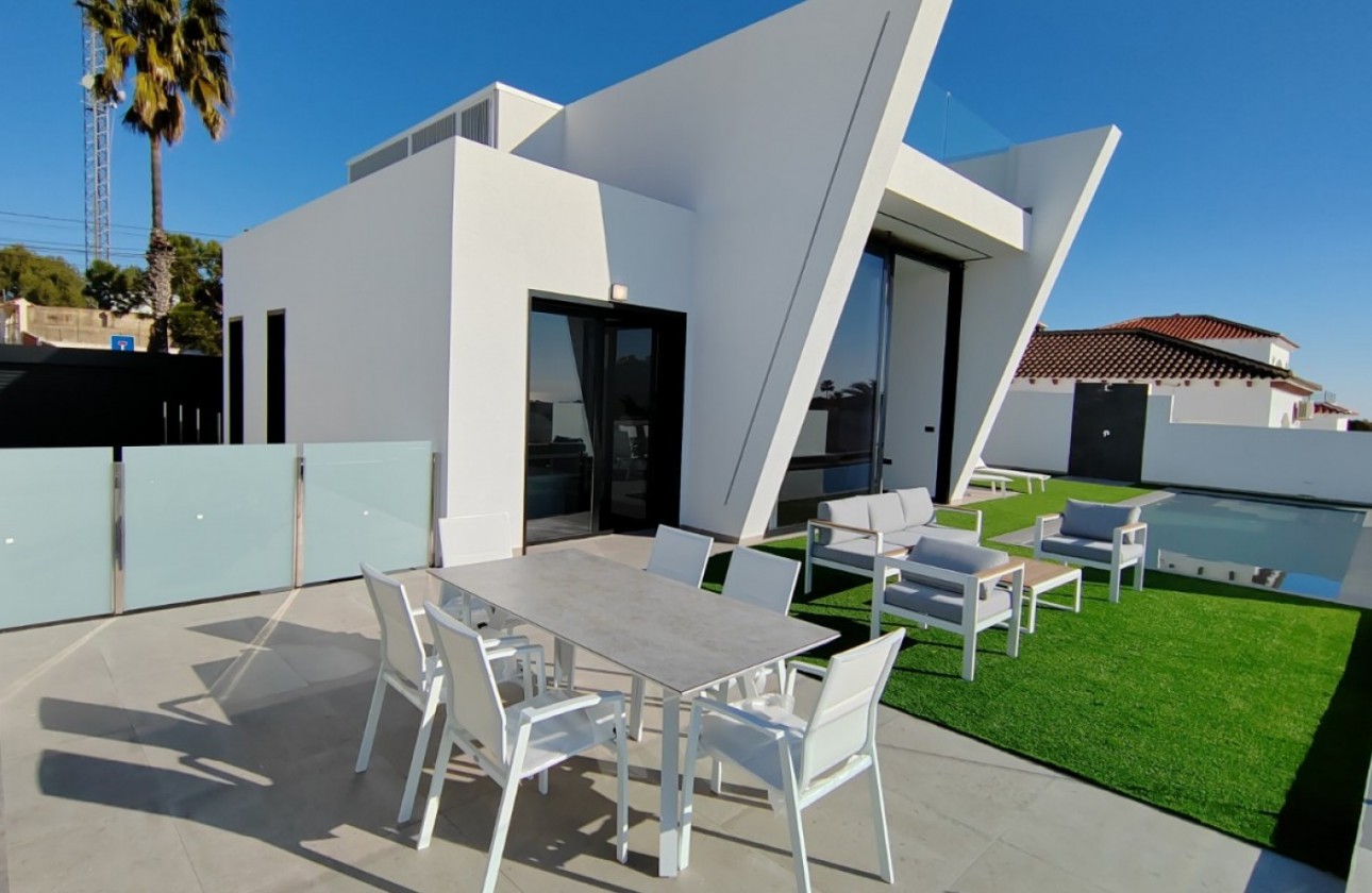 Återförsäljning - Detached Villa - Torrevieja - Los Balcones - Los Altos del Edén