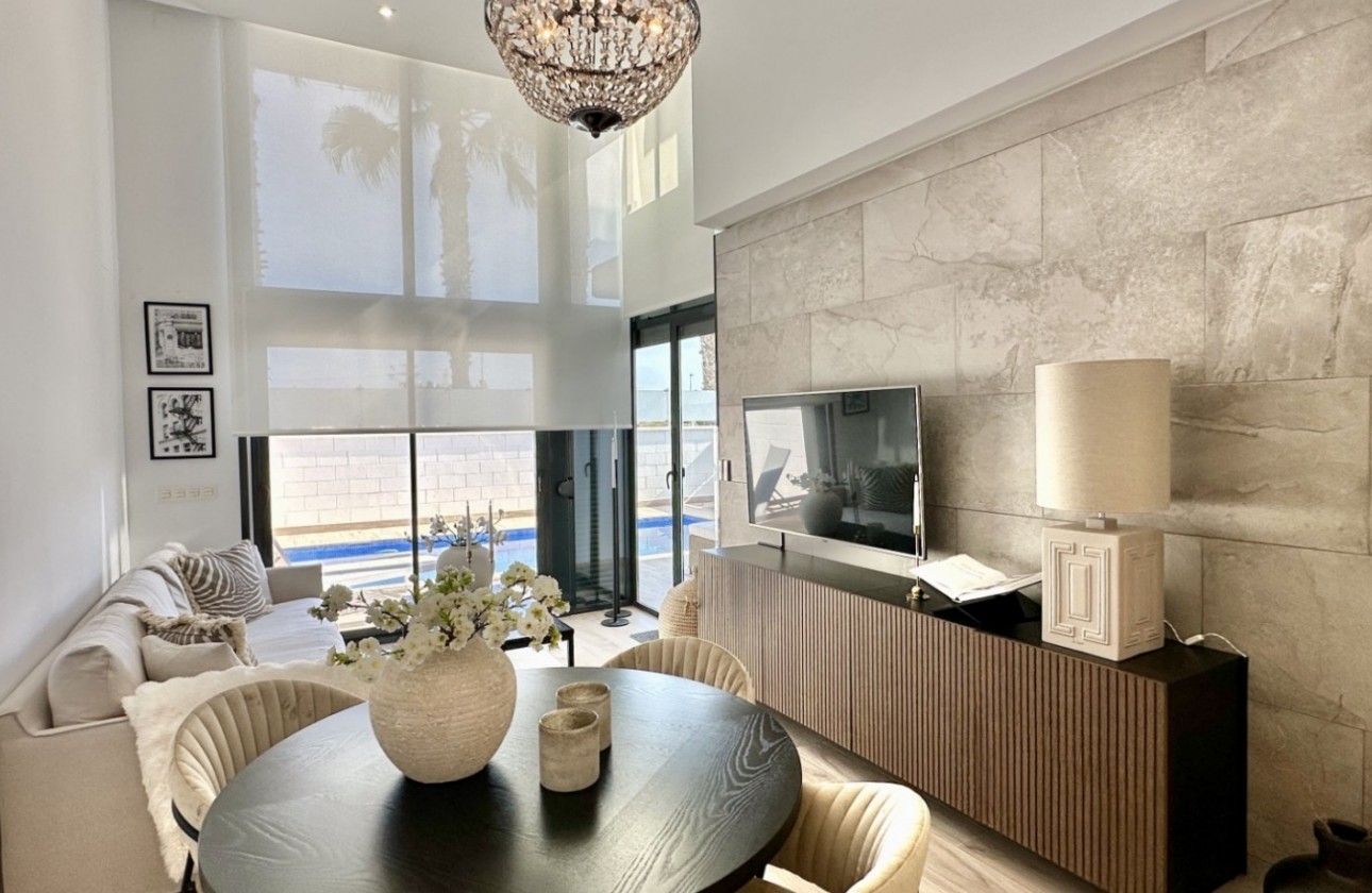 Återförsäljning - Detached Villa - Orihuela Costa - Lomas de Cabo Roig