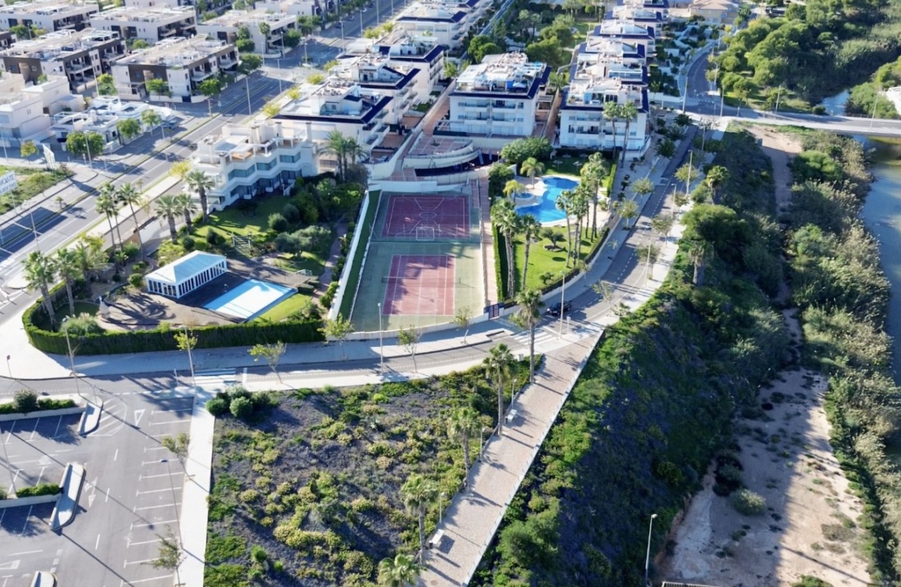 Återförsäljning -  - Mil Palmeras