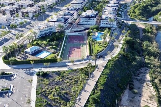 Återförsäljning -  - Mil Palmeras