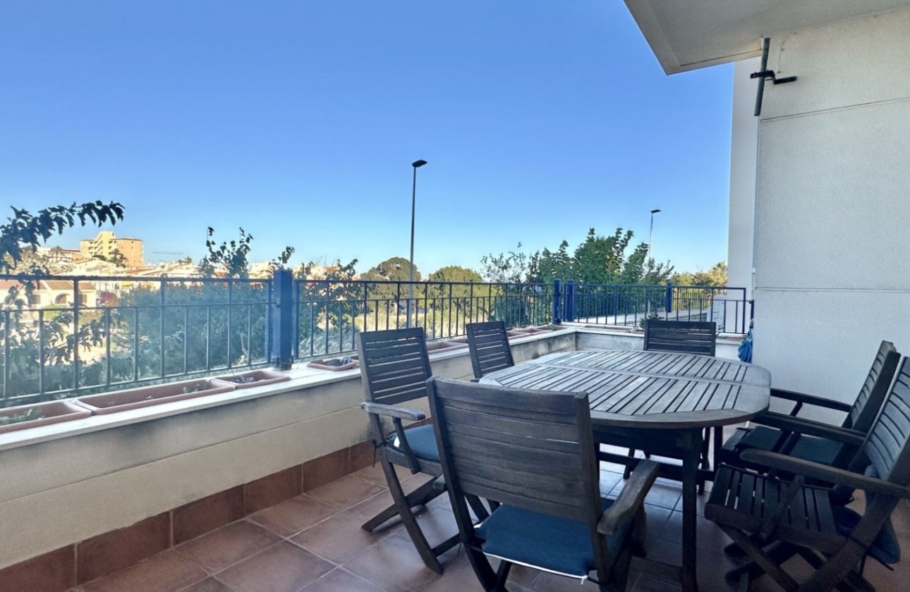 Återförsäljning -  - Mil Palmeras