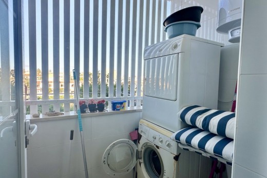 Återförsäljning -  - Mil Palmeras