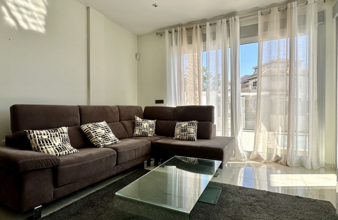 Återförsäljning - Detached Villa - Orihuela Costa - Lomas de Cabo Roig