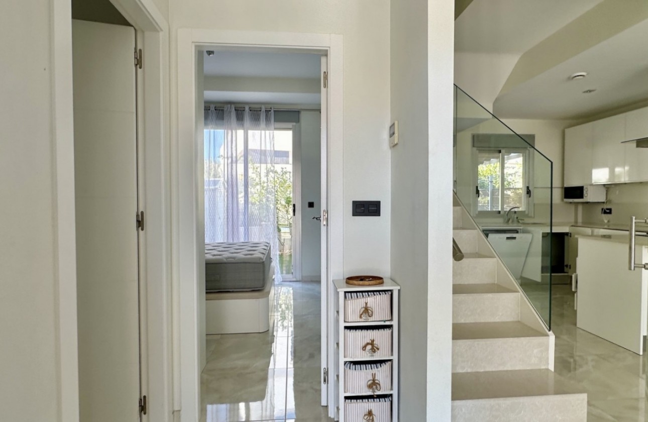 Återförsäljning - Detached Villa - Orihuela Costa - Lomas de Cabo Roig