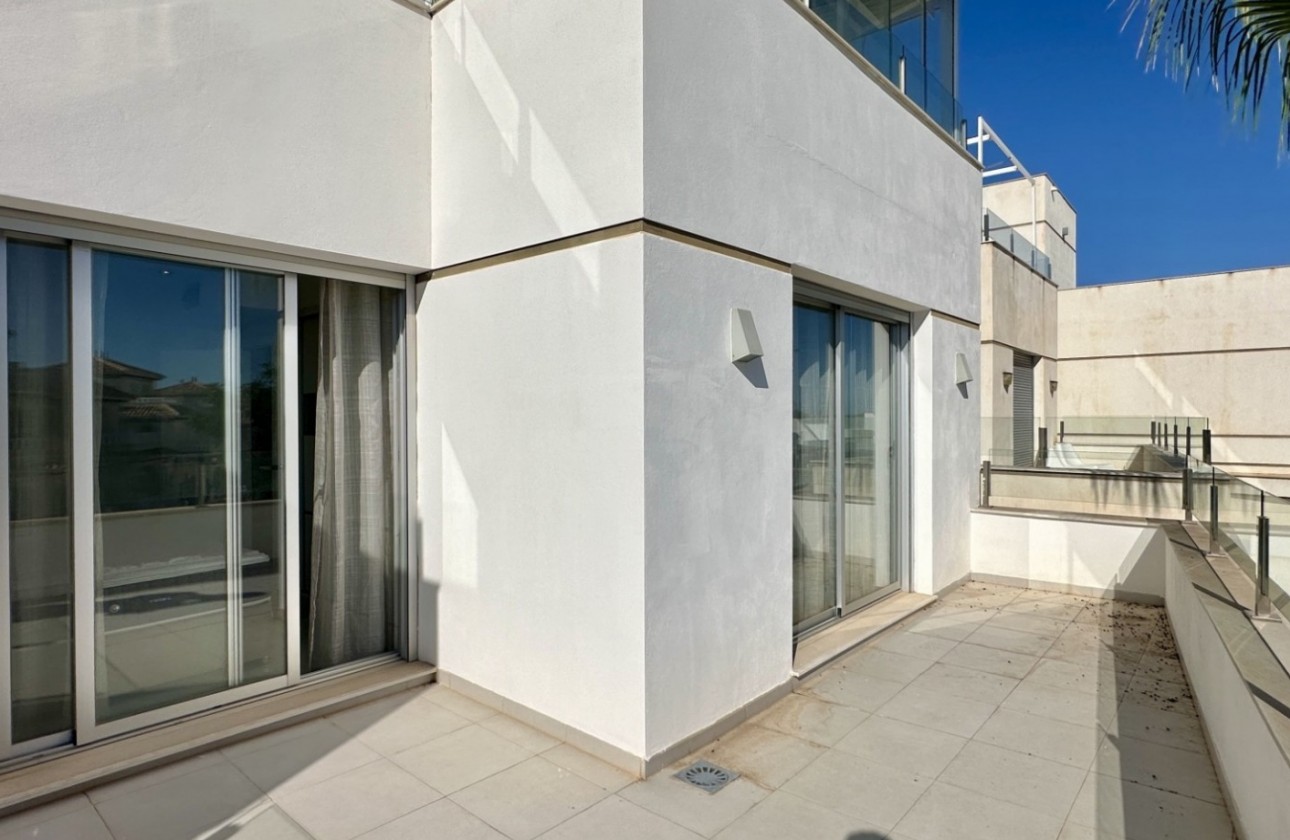 Återförsäljning - Detached Villa - Orihuela Costa - Lomas de Cabo Roig