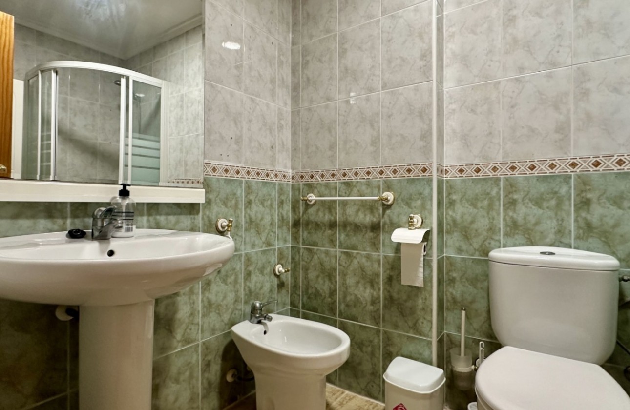 Resale - Apartment - Torrevieja