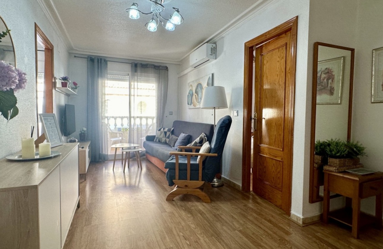 Resale - Apartment - Torrevieja