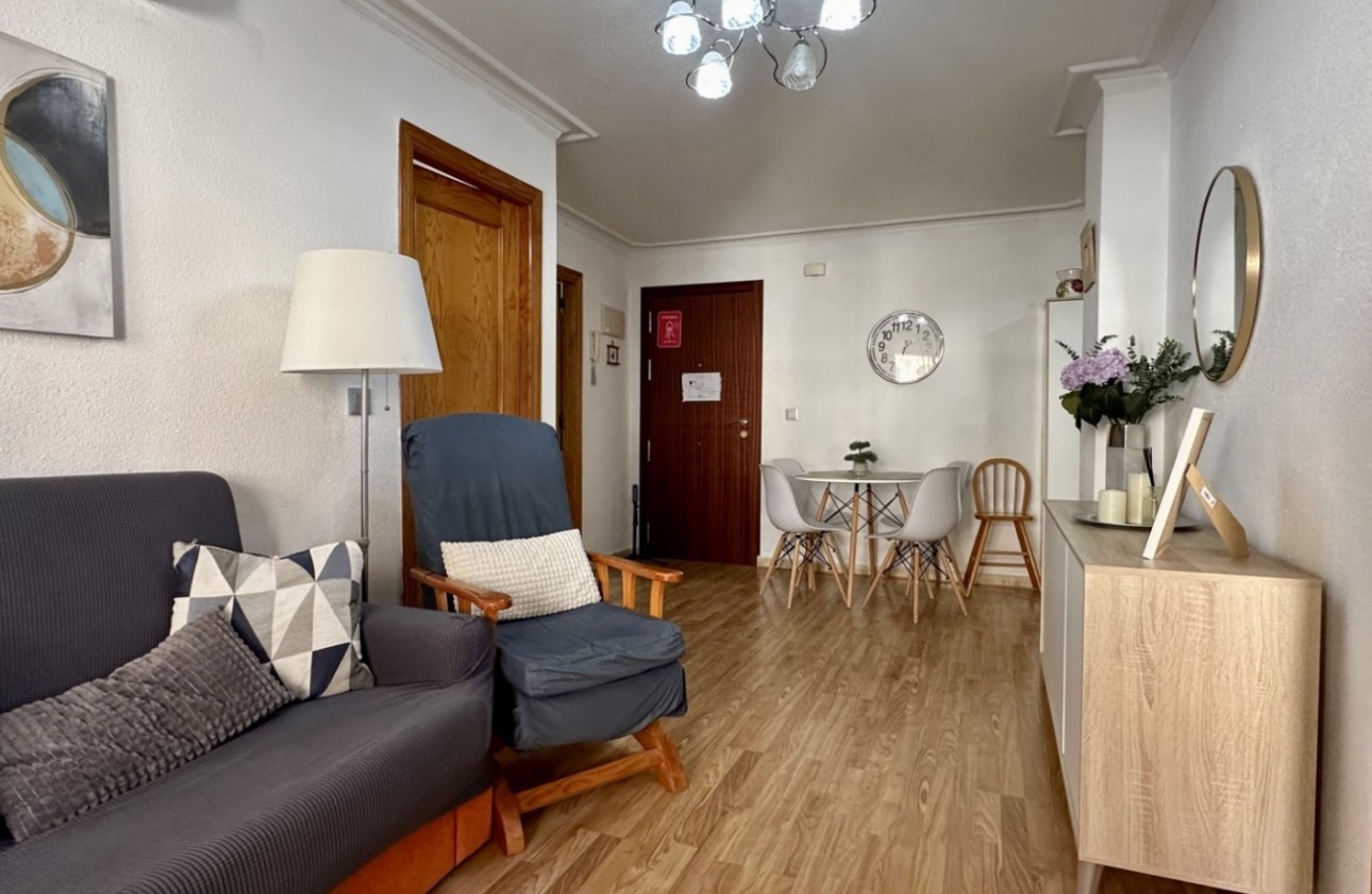 Resale - Apartment - Torrevieja