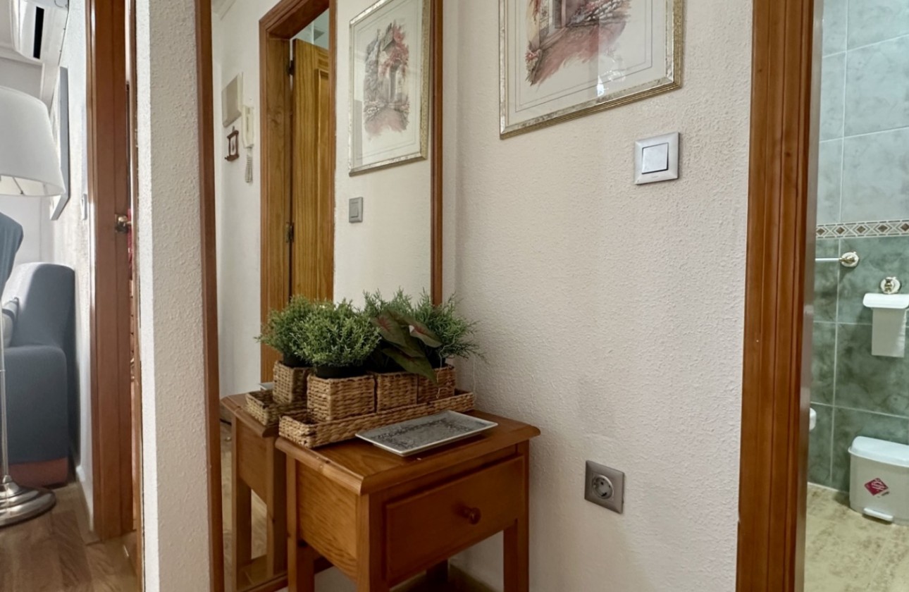 Resale - Apartment - Torrevieja