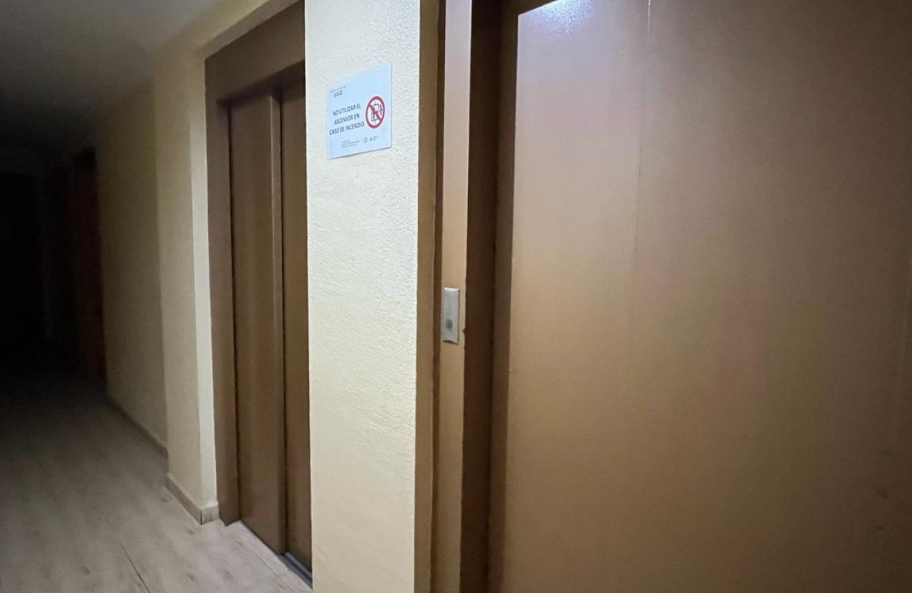 Resale - Apartment - Torrevieja