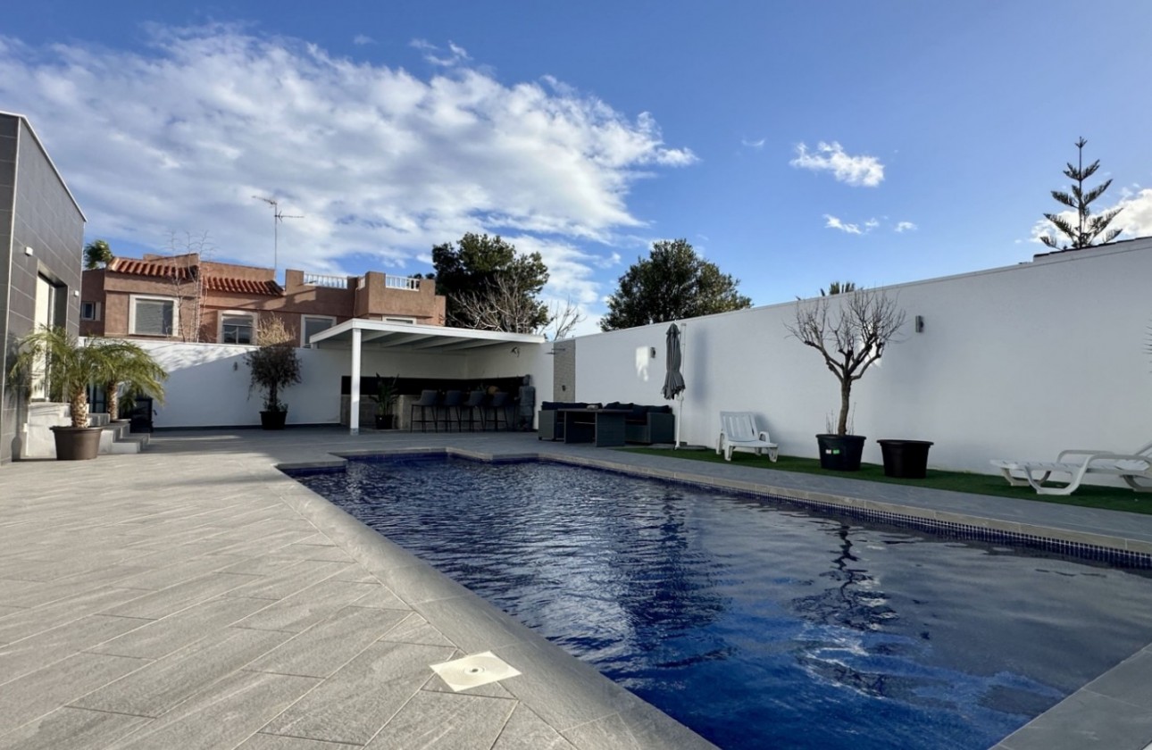 Återförsäljning - Detached Villa - Rojales - Ciudad Quesada