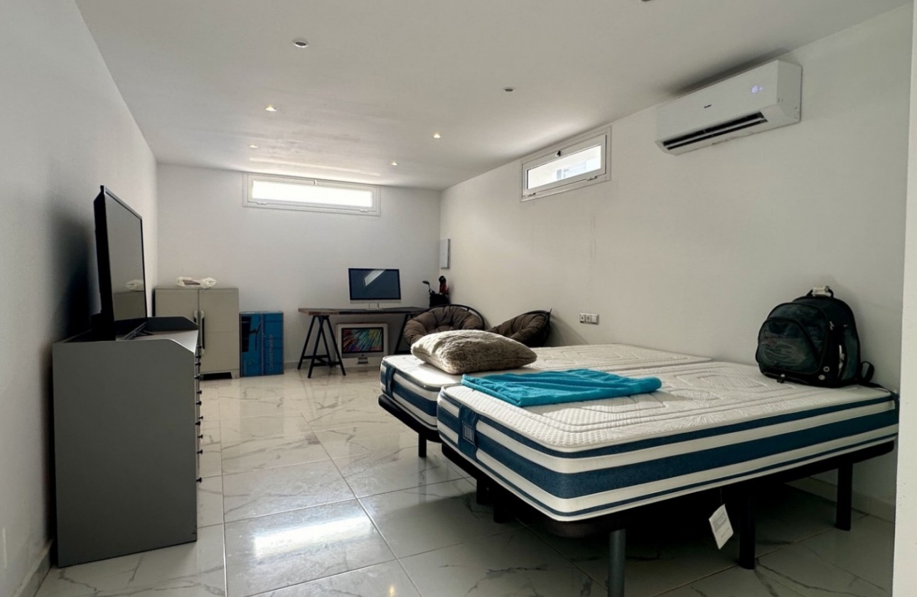 Återförsäljning - Detached Villa - Rojales - Ciudad Quesada