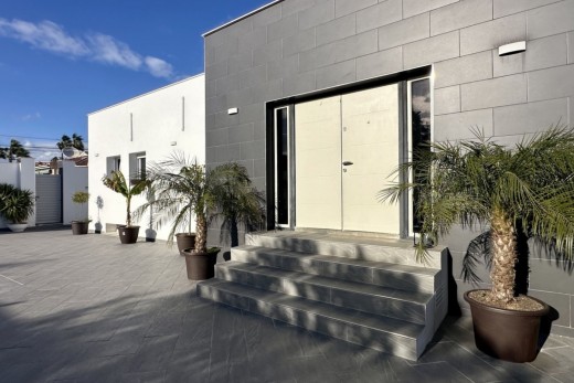 Återförsäljning - Detached Villa - Rojales - Ciudad Quesada