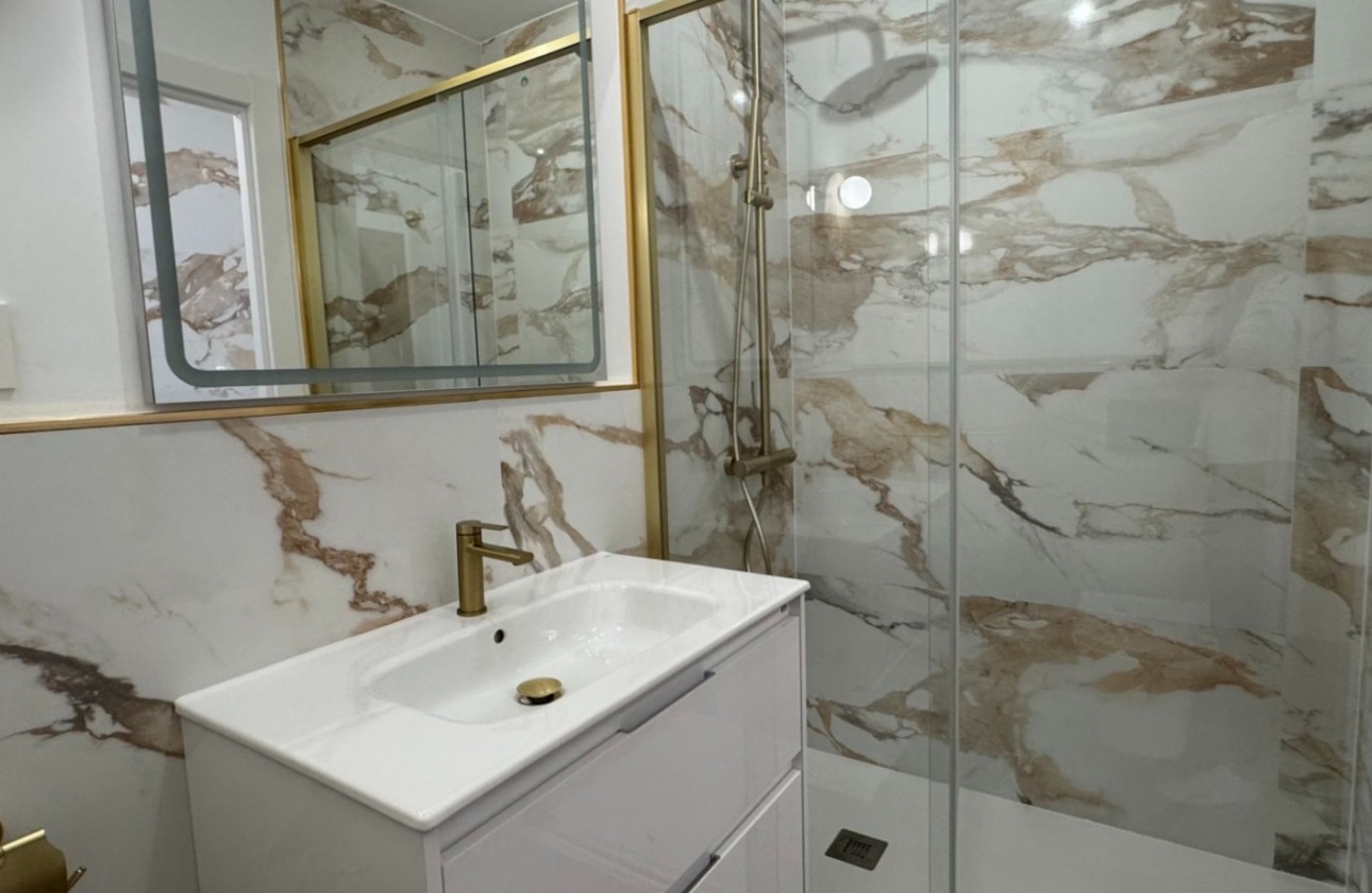 Återförsäljning -  - Orihuela Costa - Punta Prima