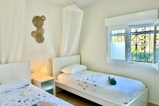 Reventa - Apartment Ground Floor Apartment - Villamartin
