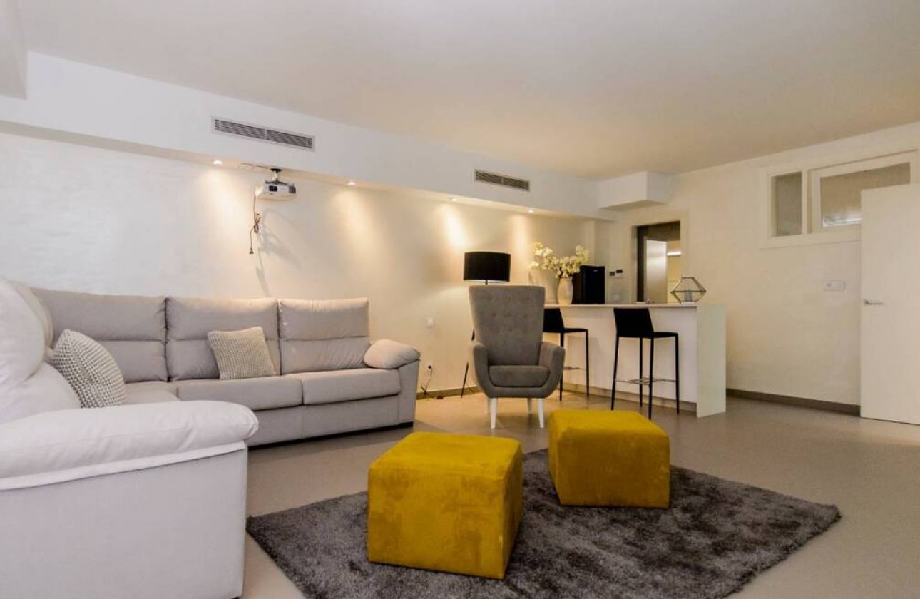 Resale - Villa - Campoamor
