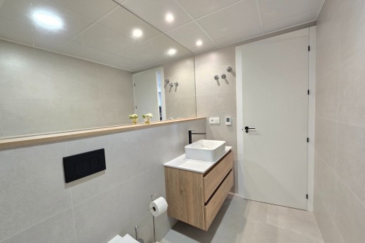 Återförsäljning - Apartment / Flat * - Pilar de la Horadada *