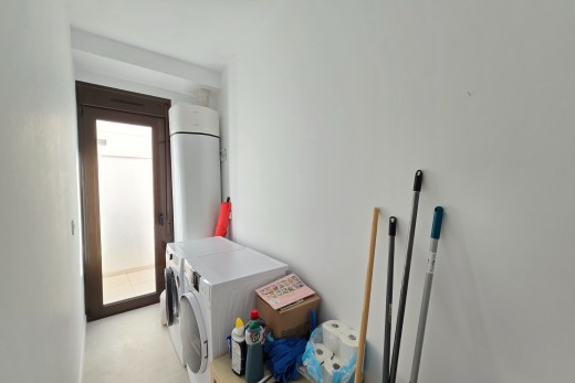 Återförsäljning - Apartment / Flat * - Pilar de la Horadada *