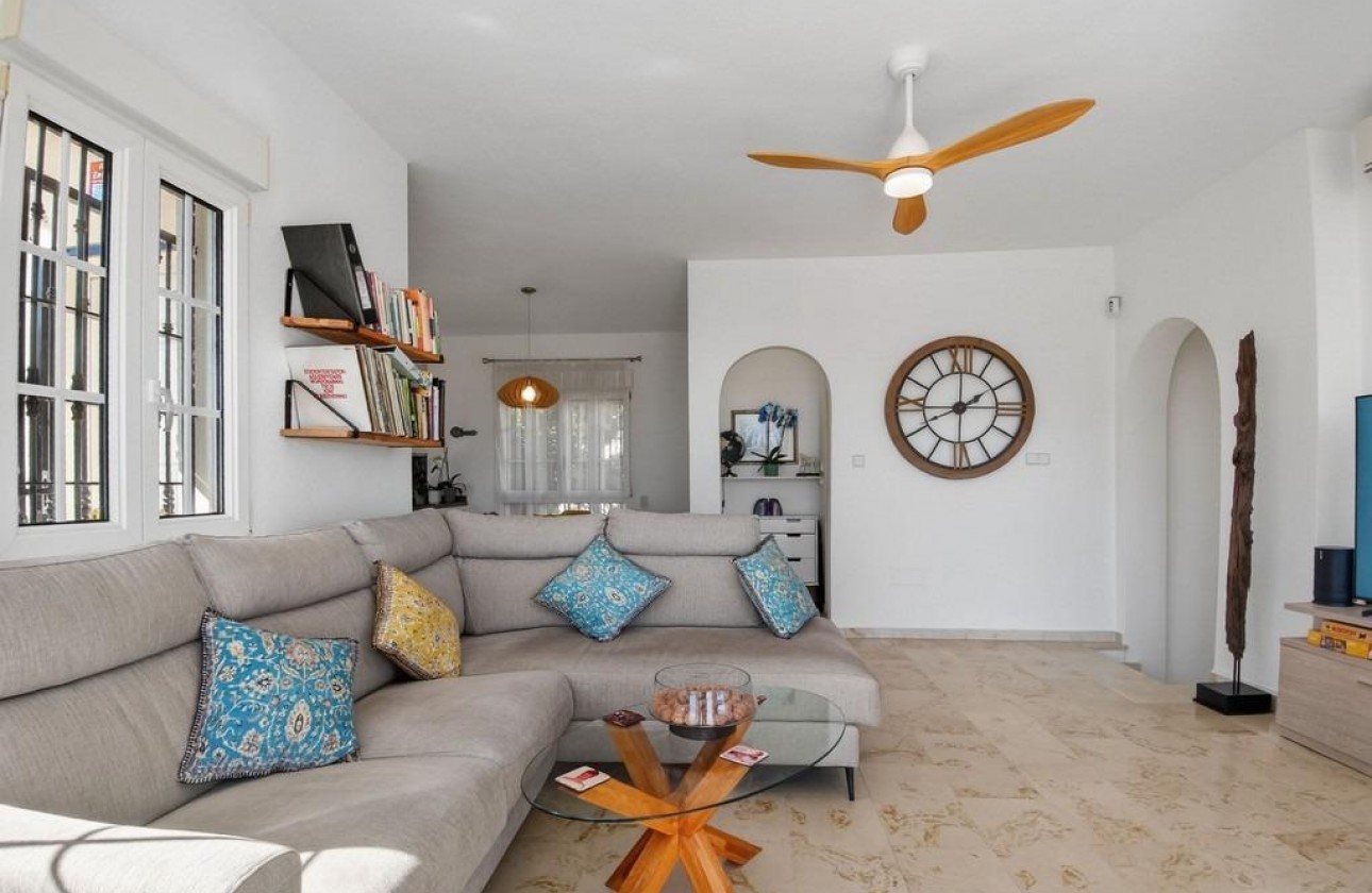 Reventa - Chalet - Orihuela Costa - Las Ramblas