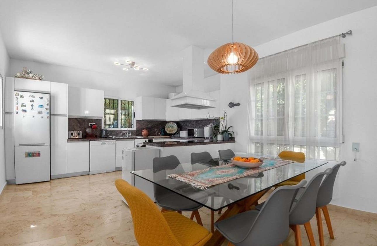 Reventa - Chalet - Orihuela Costa - Las Ramblas