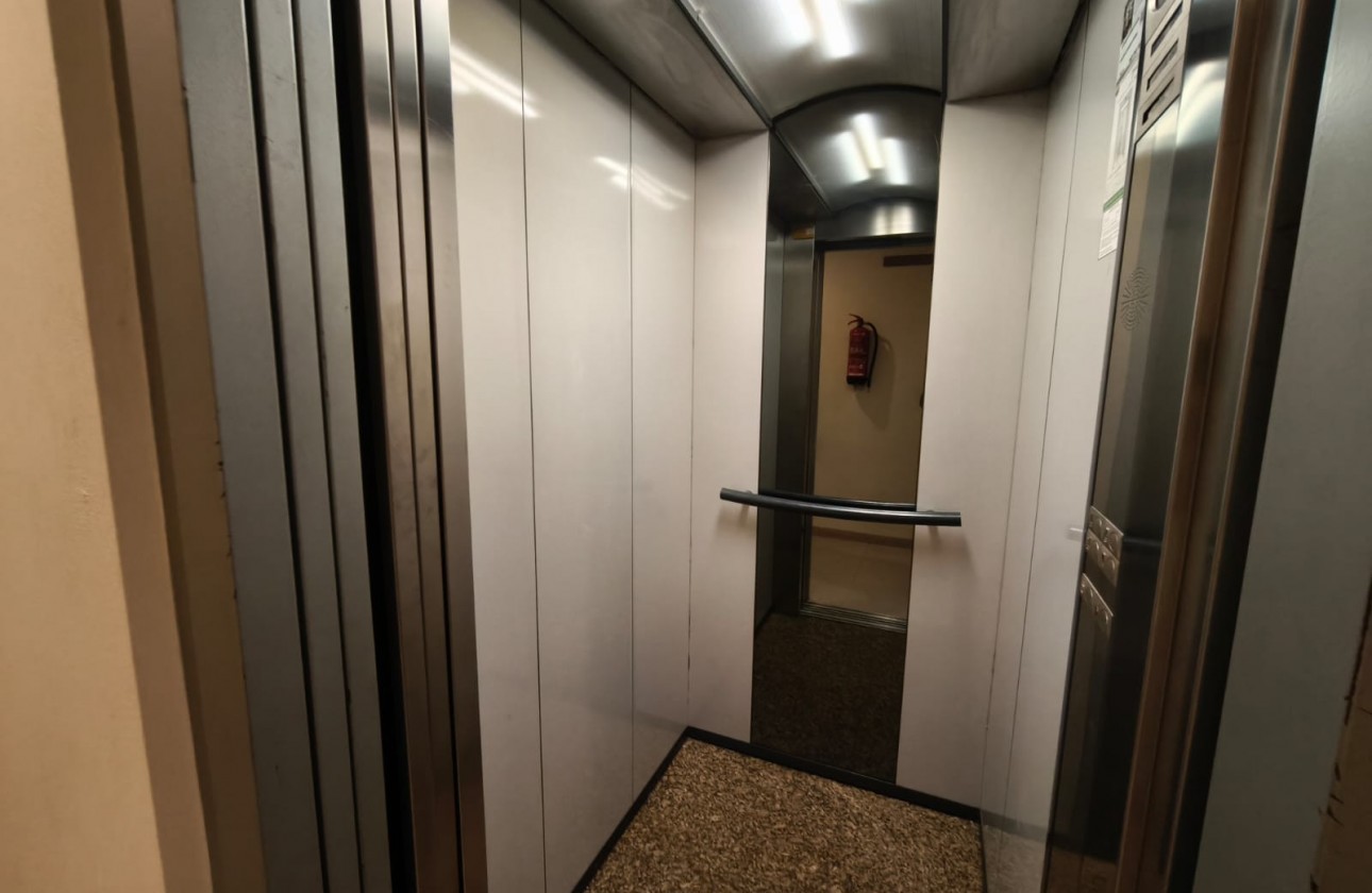 Resale - Apartment - San Isidro De Albatera - San Isidro