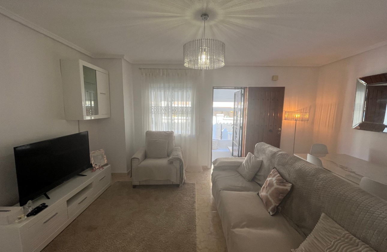 Reventa - Planta Baja - Punta Prima - Serena