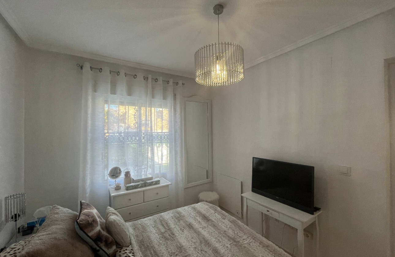 Reventa - Planta Baja - Punta Prima - Serena