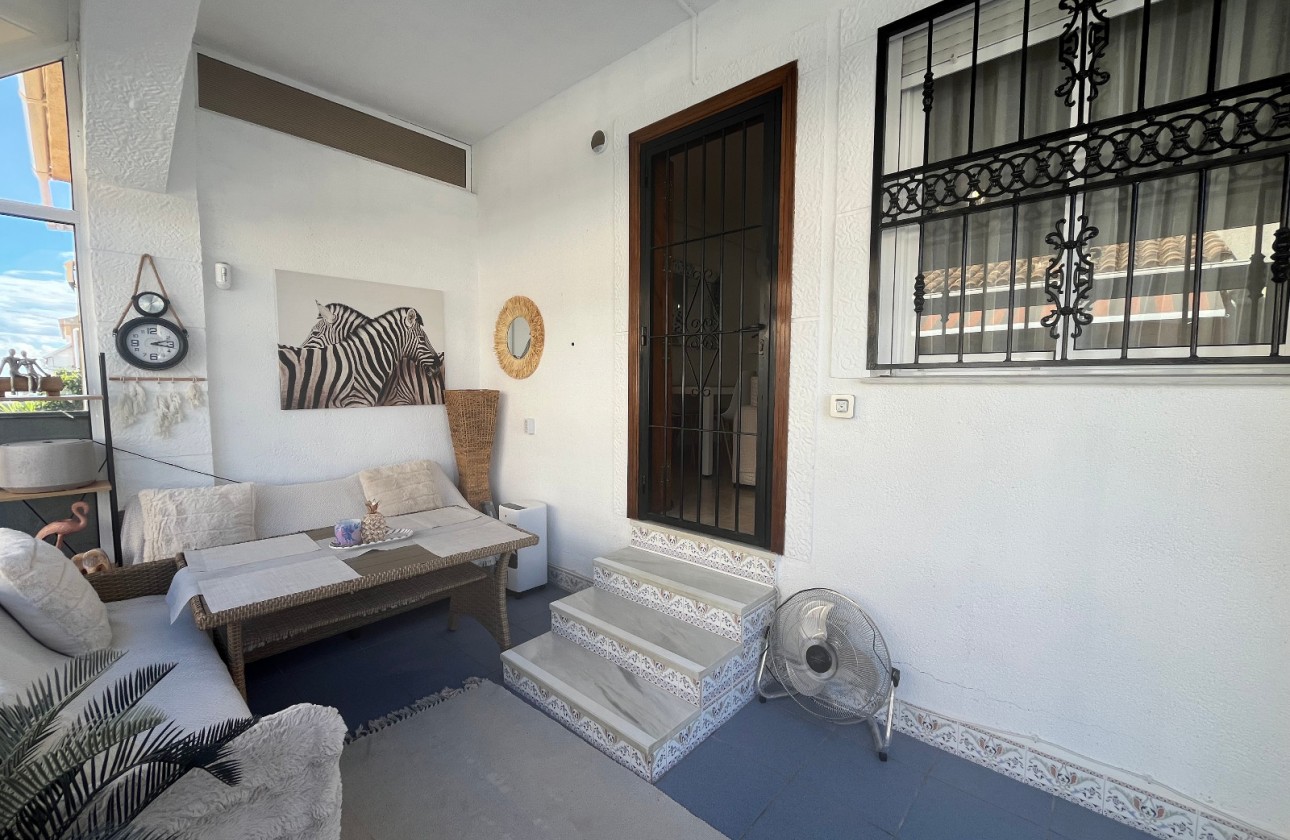 Reventa - Planta Baja - Punta Prima - Serena