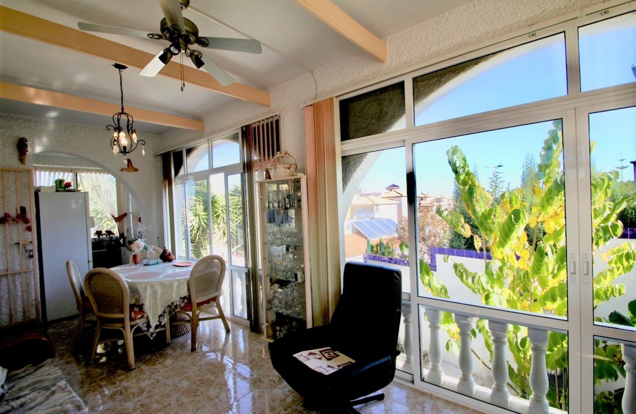 Reventa - Chalet - Orihuela Costa - Villamartin