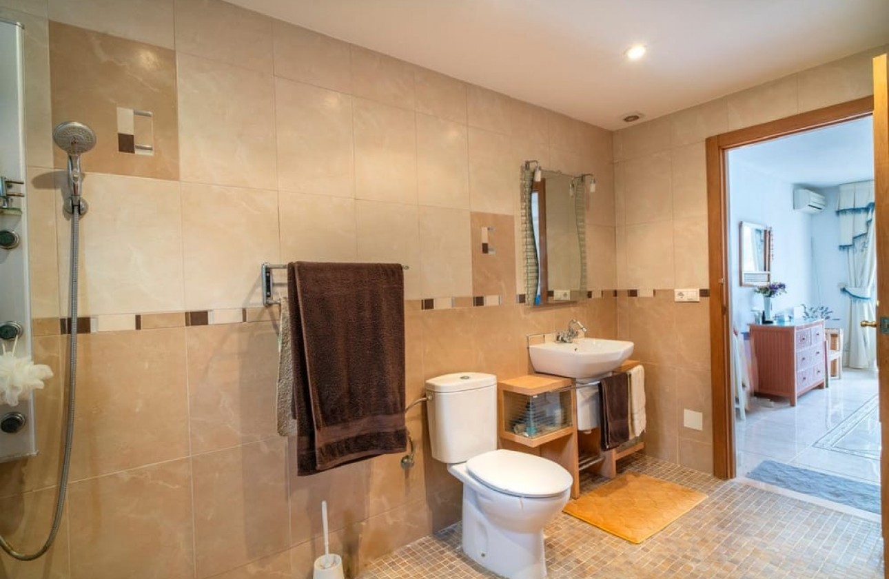 Reventa - Chalet - Orihuela Costa - Villamartin