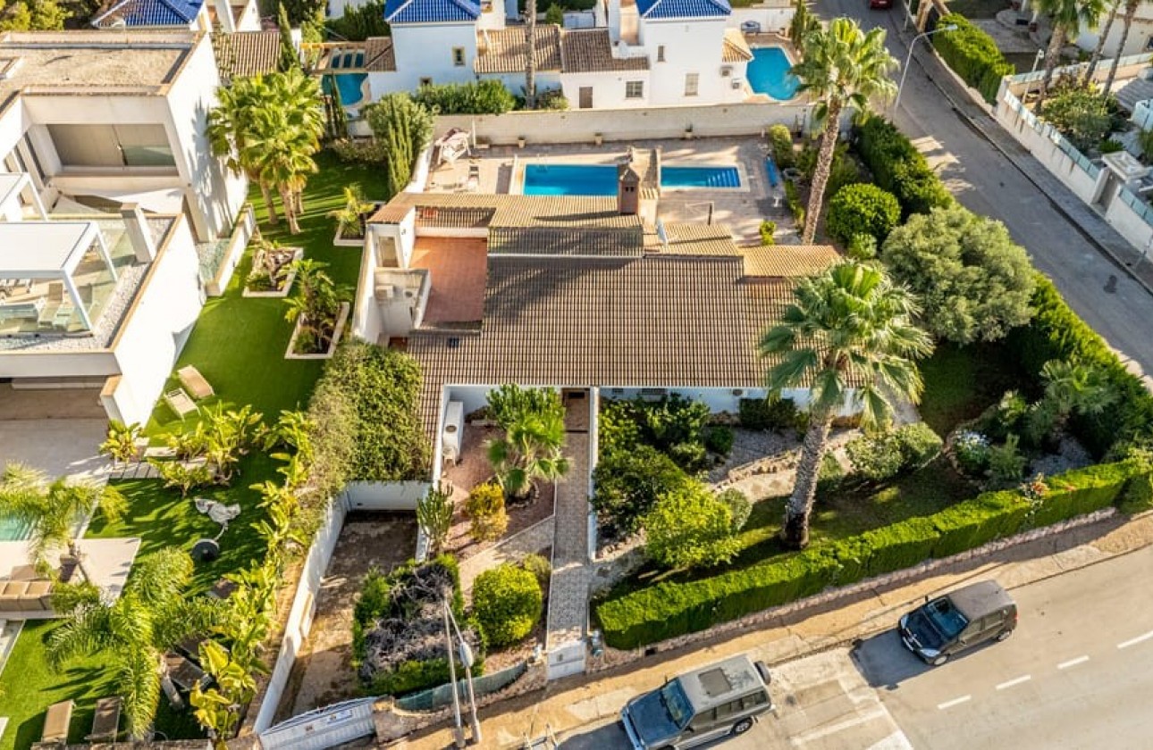 Reventa - Chalet - Orihuela Costa - Villamartin