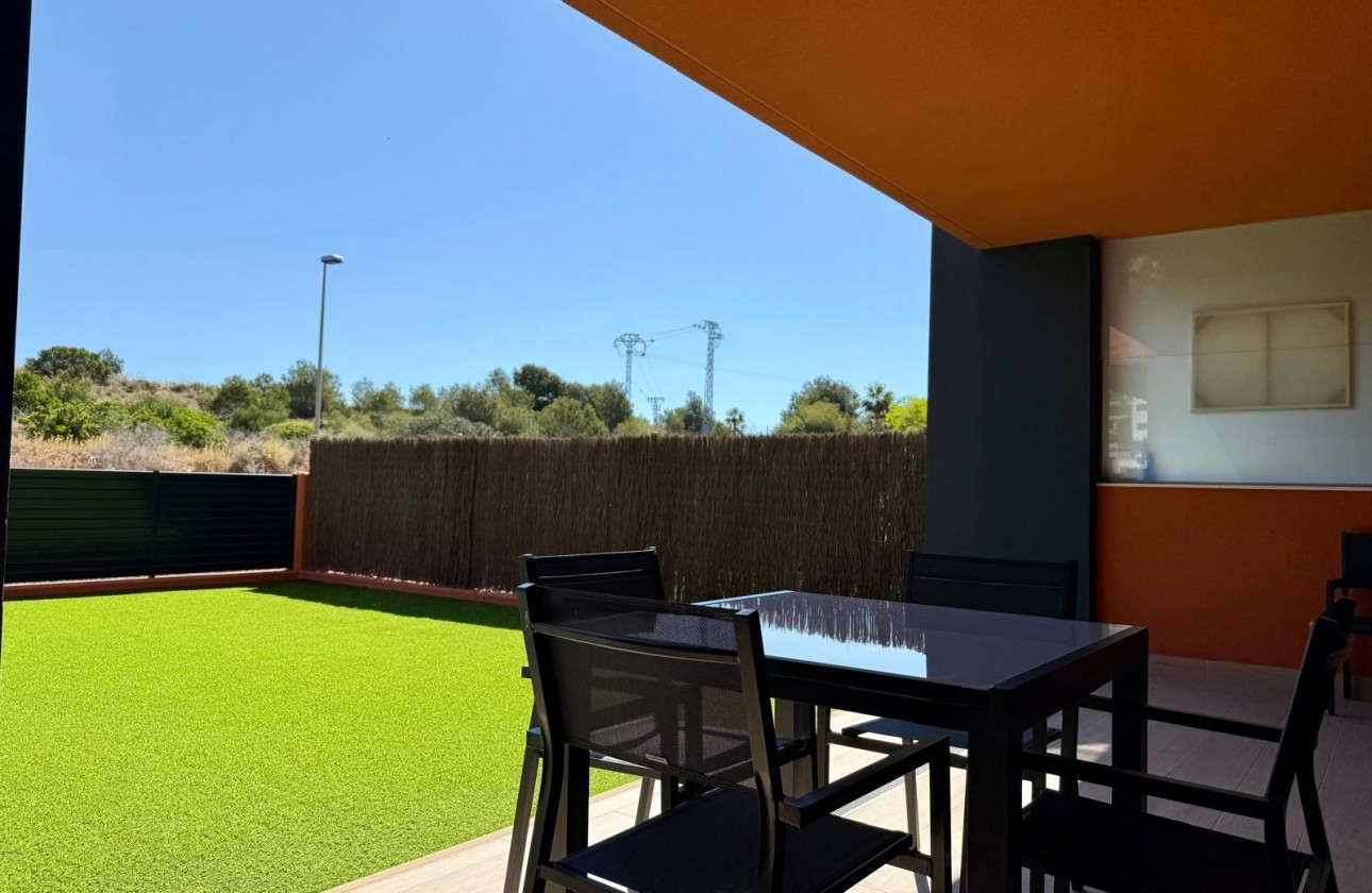 Återförsäljning -  - Villamartin