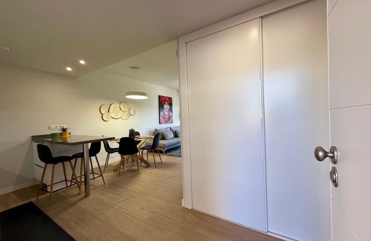 Återförsäljning -  - Villamartin