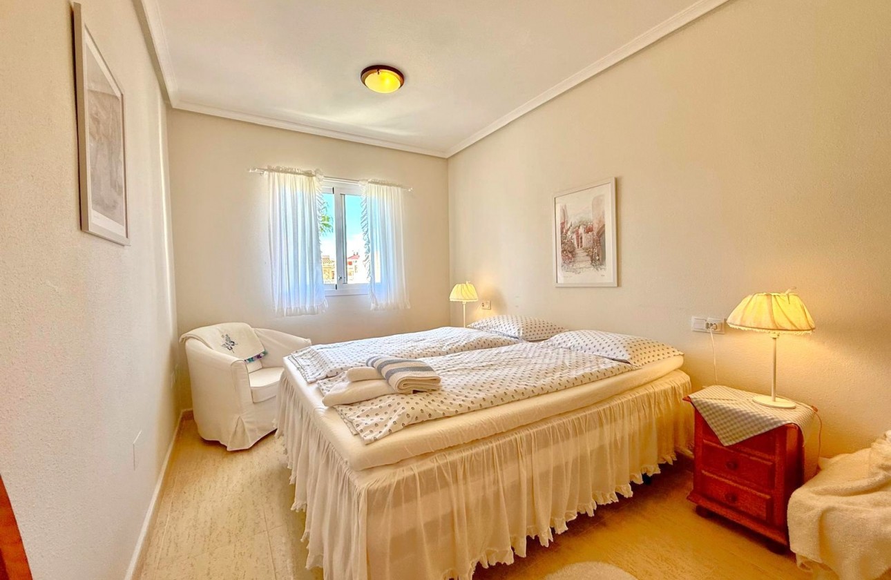 Resale - Apartment - Orihuela Costa - Playa Flamenca