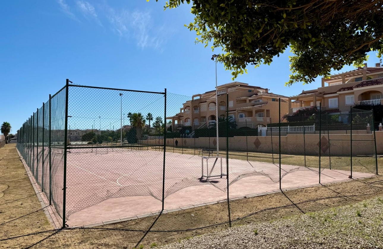 Resale - Apartment - Orihuela Costa - Playa Flamenca