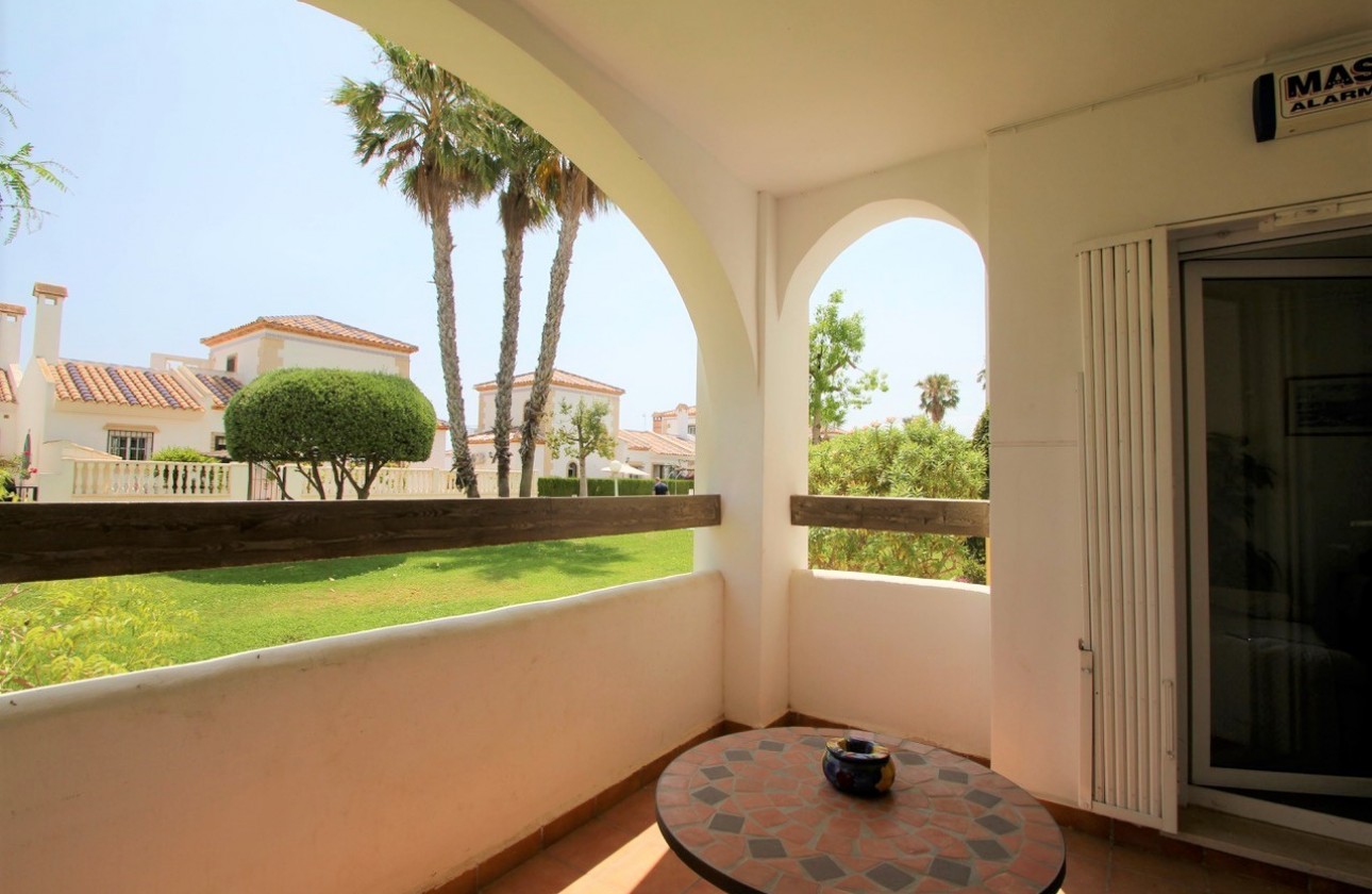 Resale - Apartment - Villamartin