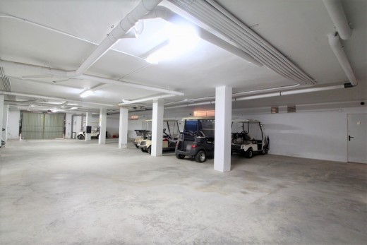 Resale - Apartment - Villamartin