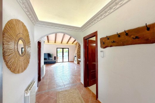 Resale - Villa - San Miguel De Salinas
