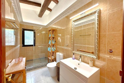 Resale - Villa - San Miguel De Salinas