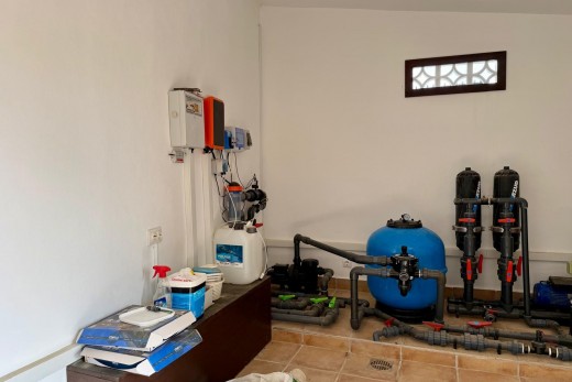 Resale - Villa - San Miguel De Salinas