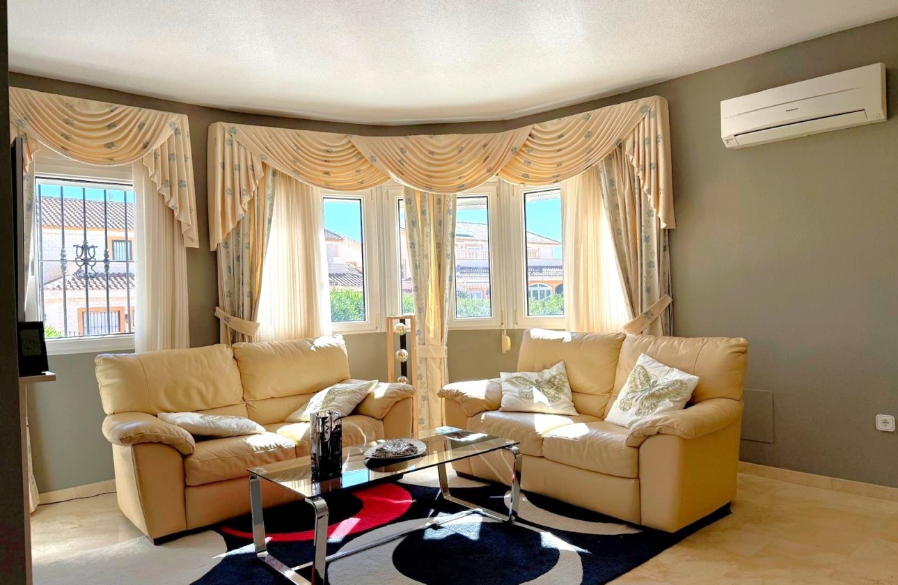 Reventa - Chalet - Orihuela Costa - Los Dolses