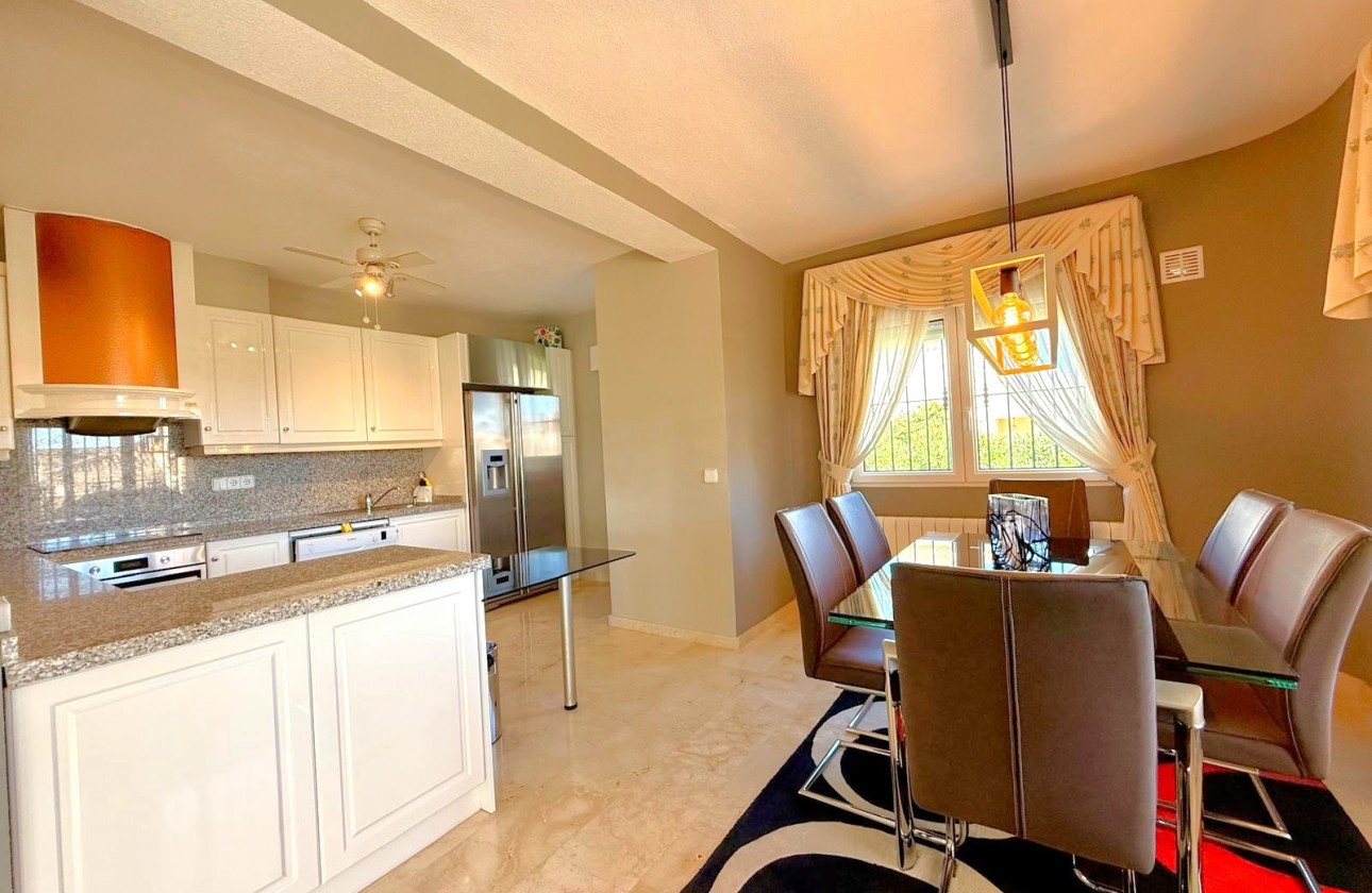 Reventa - Chalet - Orihuela Costa - Los Dolses